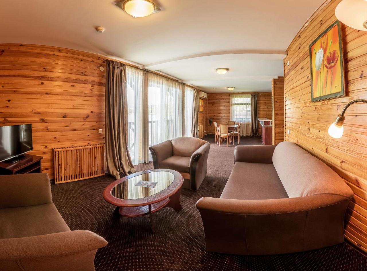 Bartolomeo Hotel Dnipro Exterior photo